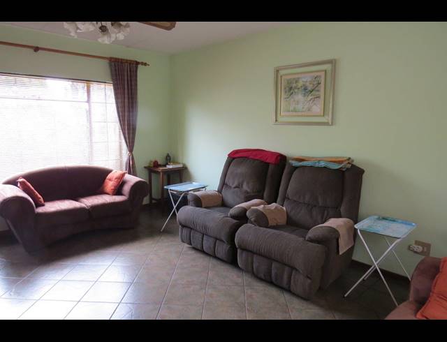 4 BEDROOM HOUSE SOLD IN DORANDIA